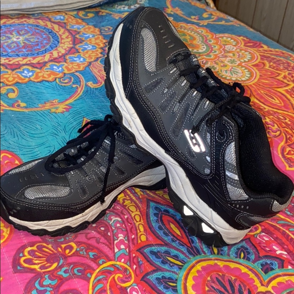 Men’s Skechers sneakers